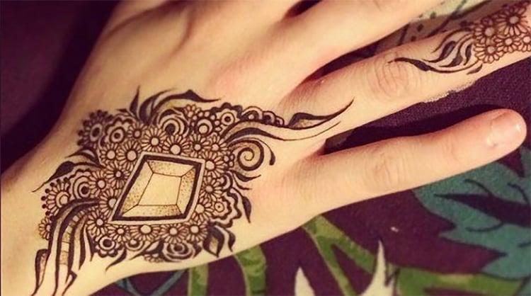 Mehndi Design for Hands