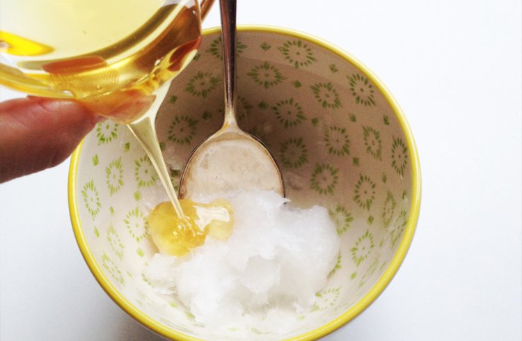 Coconut Oil and Honey Hair Mask