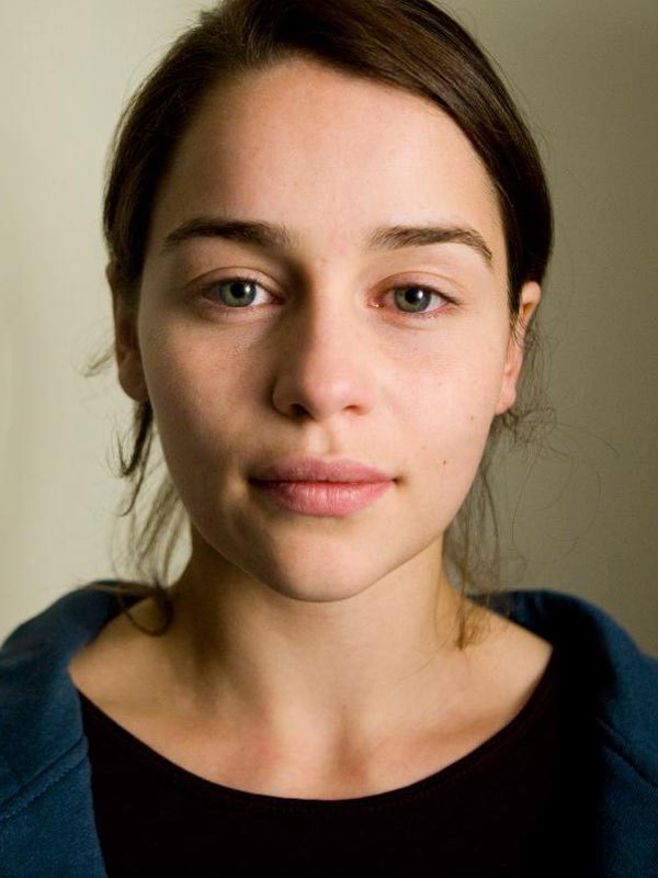 emilia clarke no makeup