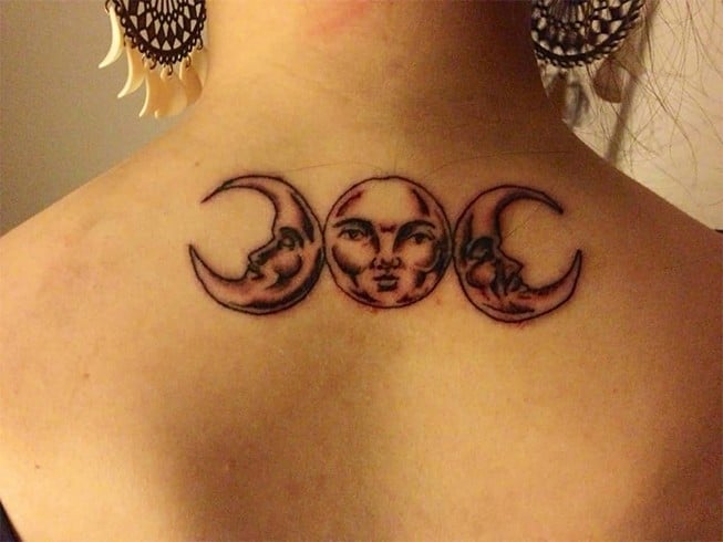 Mond Tattoo Holen Sie sich Ihre weibliche Seite auf! Damenmode mit