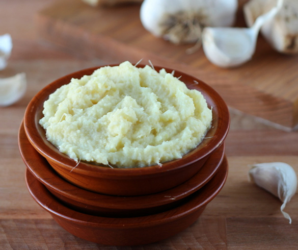 Garlic Paste for Cyst