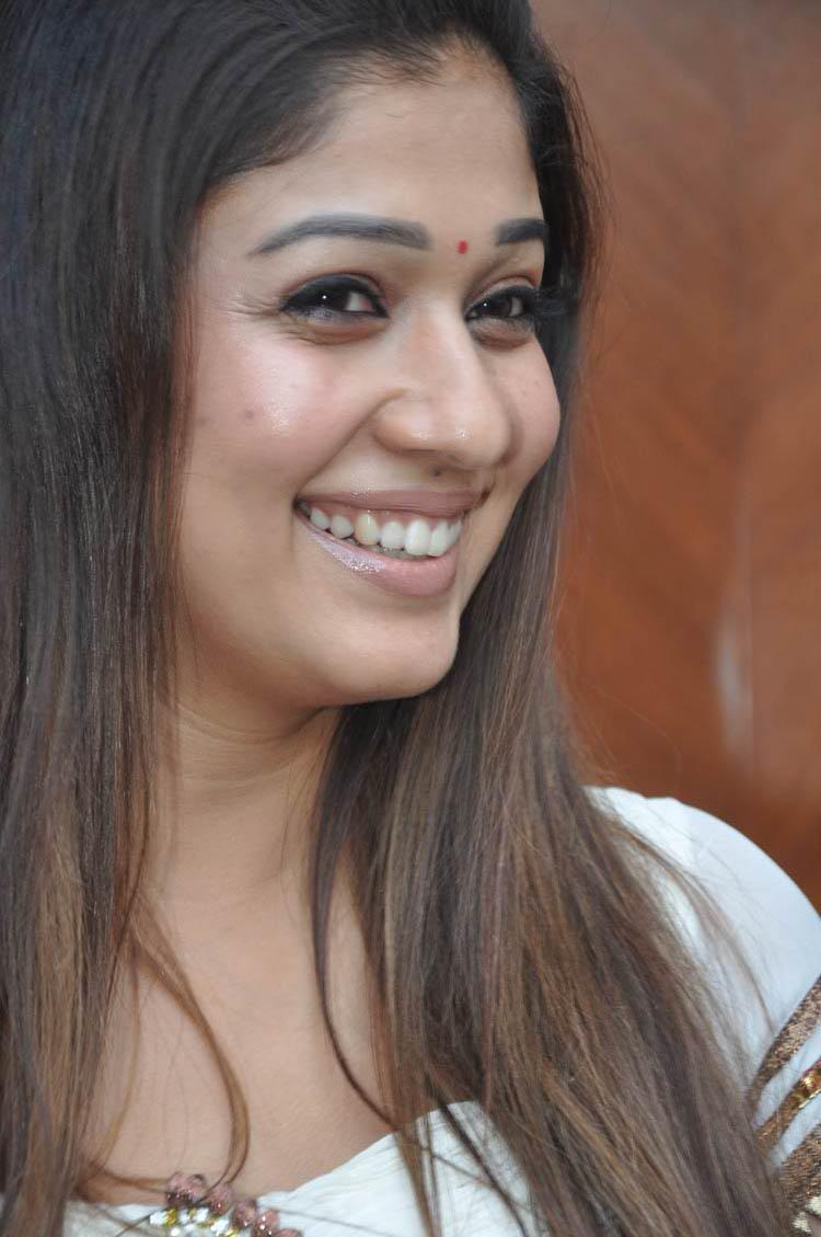 Nayanatara with Out Makeup