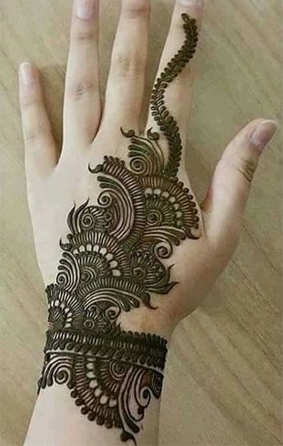 Simple Arabic Mehndi Designs