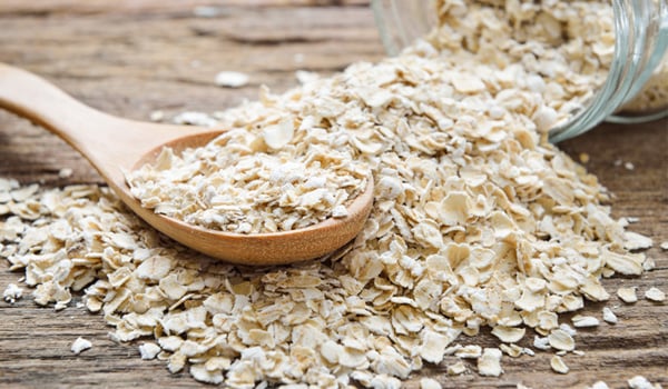36 Benefits And Uses Of Oatmeal For Skin, Hair And Health
