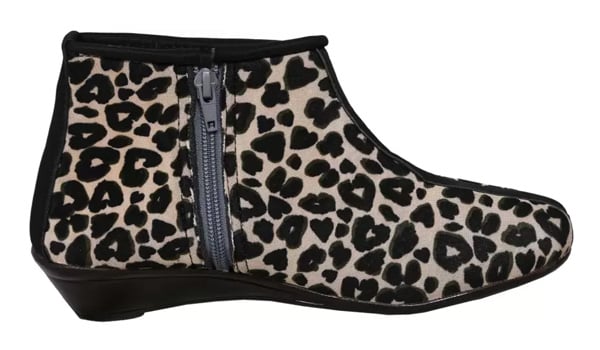 Boots for womens