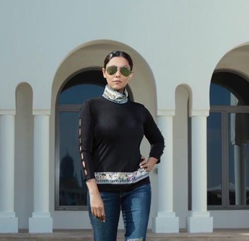 Gauri Khan Poses In Front Of Dubai Villa