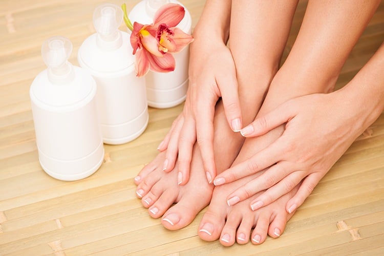 Home Remedies for Sweaty Feet and Hands
