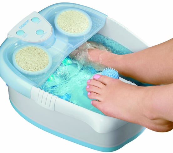 Fancy A Foot Spa zu Hause? Hier sind 5 interessante DIY freundliche Spas!  