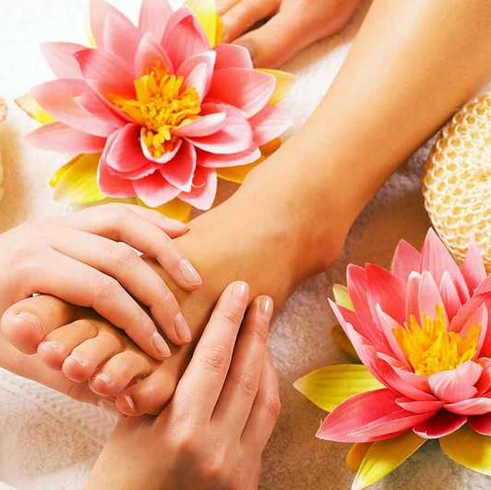 Fancy A Foot Spa zu Hause? Hier sind 5 interessante DIY freundliche Spas!  