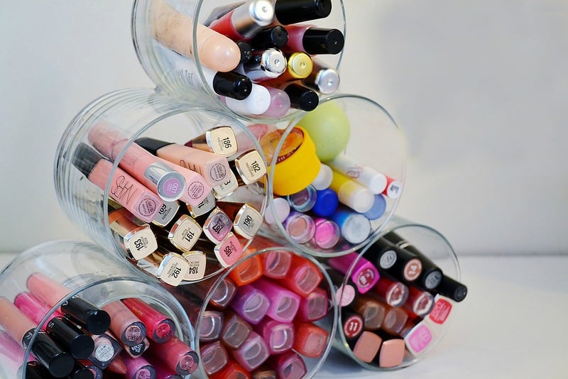 DIY Lipstick Organizer