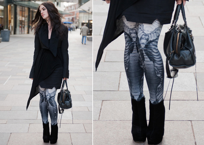 Printed Leggings With Tops