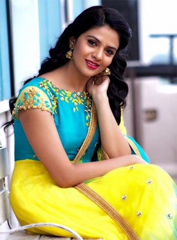 Sreemukhi Cute