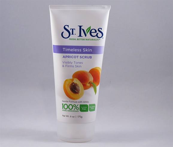 St Ives Timeless Skin Apricot Scrub