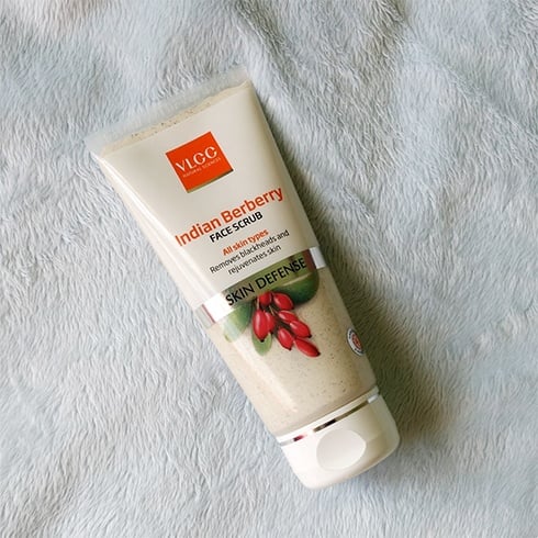 VLCC Skin Defense Indian Berberry Face Scrub