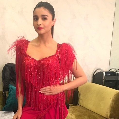 Alia At Lux Golden Rose Awards 2017