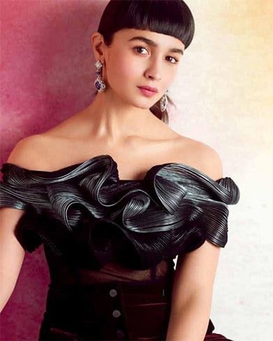 Alia Bhatt Elle December 2017 Photoshoot