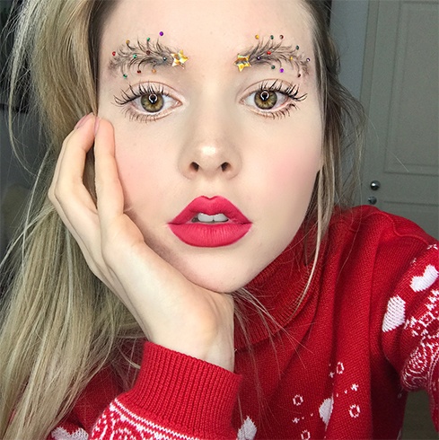 Taylor Christmas Tree Eyebrows Makeup