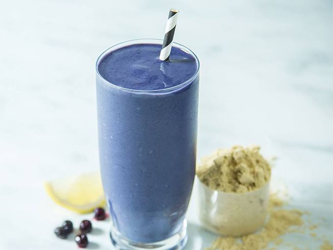 Vanilla Yogurt And Blueberry Shake