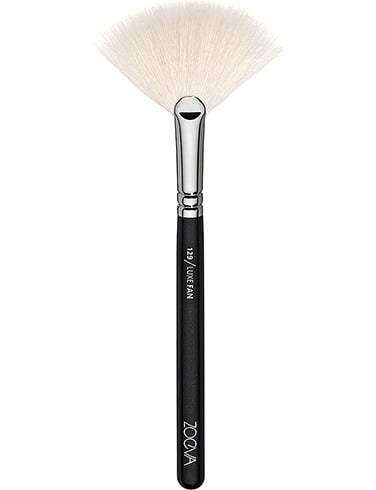 Zoeva 129 Luxe Fan Brush