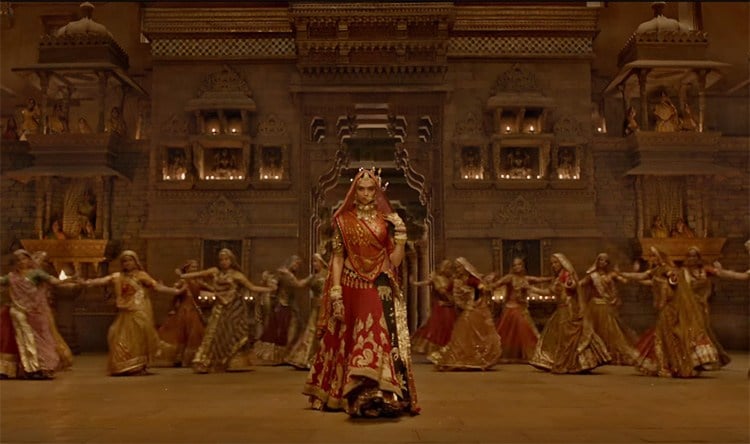 Padmaavats Ghoomar Song inspiriert Outfits für Hochzeiten 2018!  