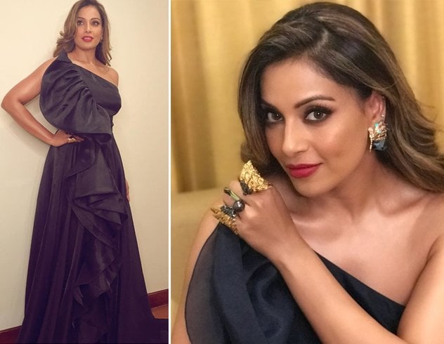 Bipasha Basu at Jio Filmfare Awards 2018