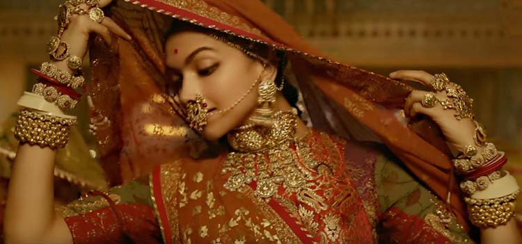 Padmaavats Ghoomar Song inspiriert Outfits für Hochzeiten 2018!  