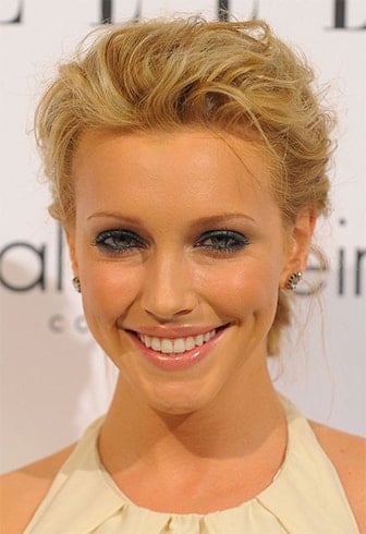 Katie Cassidy hairstyles