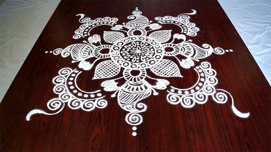 Kolam Rangoli With Dots