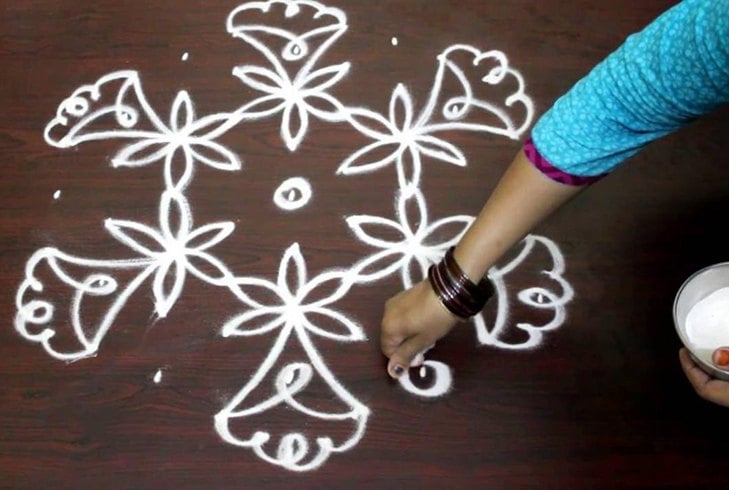 Simple Kolam With Dots