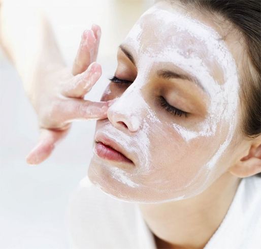 Olive Oil And Chamomile Face Pack