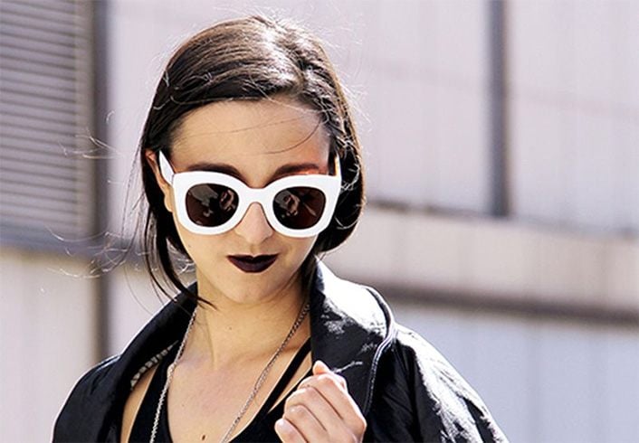 Ways To Pull Off The Boldest Shades