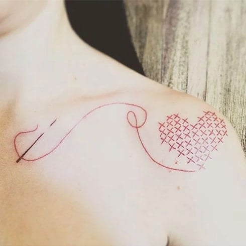 Collarbone Tattoos For Females