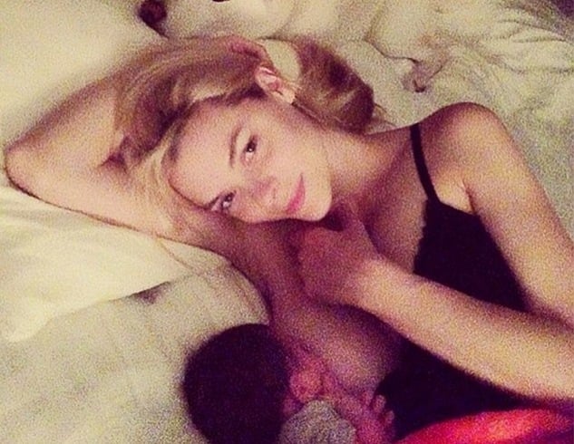 Jaime King breastfeeding