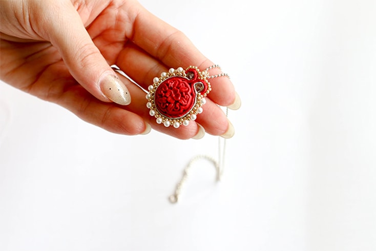 DIY DIY Soutache Necklace Design