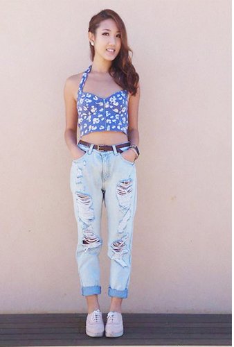 How to wear boyfriend jeans in summer