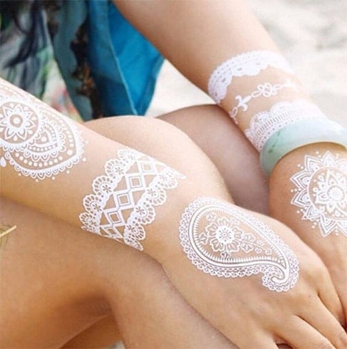 Paisley White Mehendi