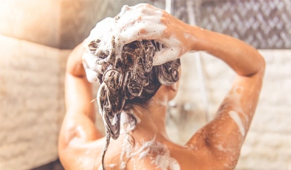 DIY Garlic Shampoo To Combat Hair Loss DIY Garlic Shampoo To Combat Hair Loss