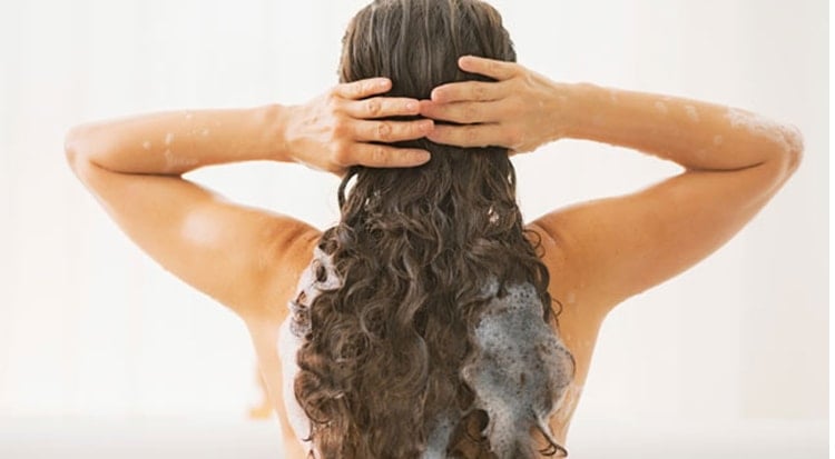 How to wash Curly hair
