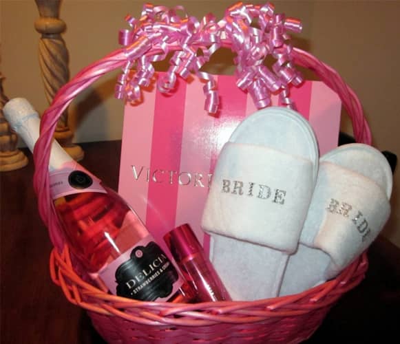 Bridal shower gifts in india