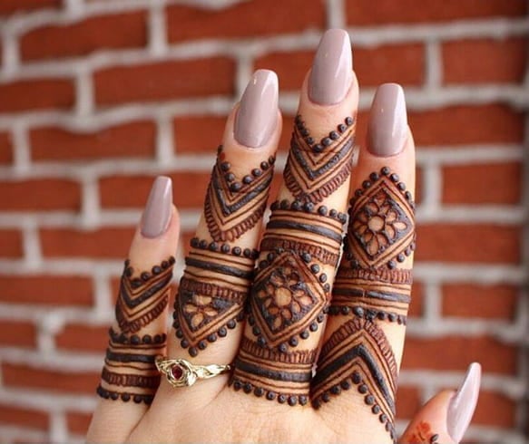 Ethnic Mehndi for Fingers