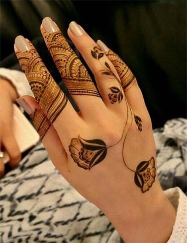 Most Popular 9 Finger Mehndi Designs To Dazzle You