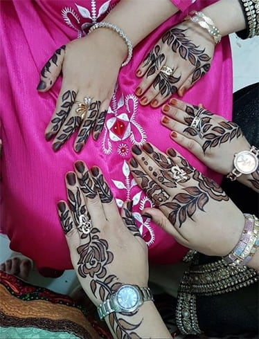 Rose Mehndi For Festival