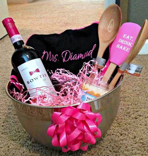 Small bridal shower gifts