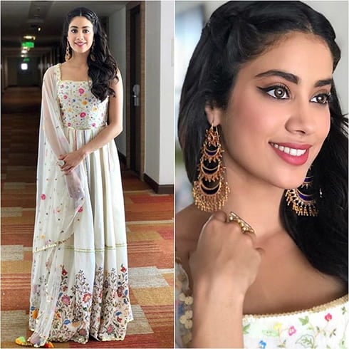 Janhvi Kapoor Aakriti outfit