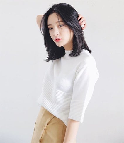 Korean Medium Hairstyle
