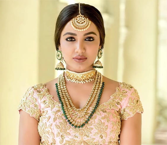 Tejaswi in traditional jewelry