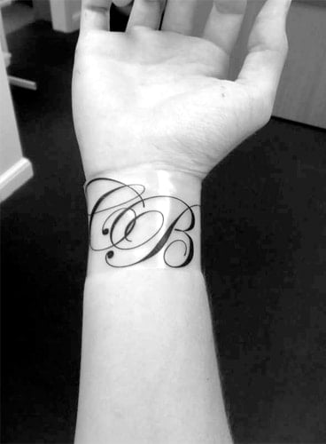 name tattoo for fashion