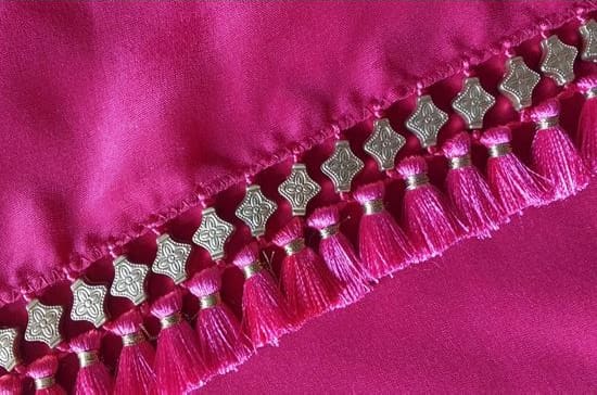 Saree Kuchu Design Ideas