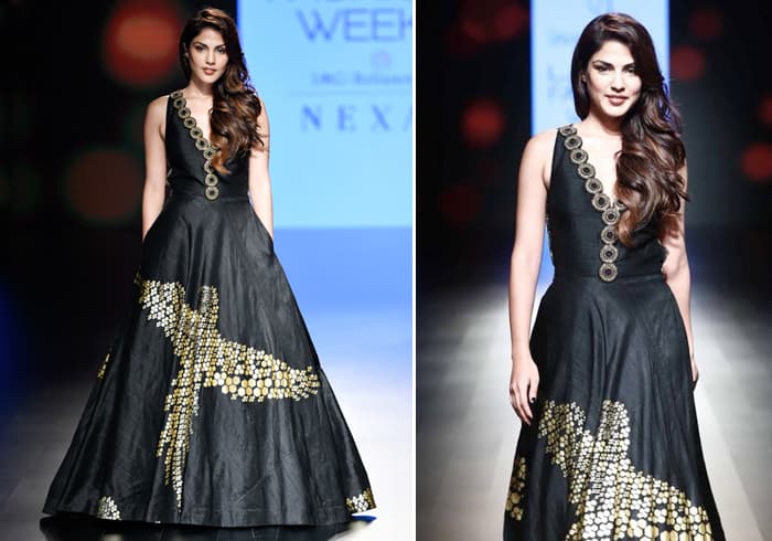 Rhea Chakraborty for Urvashi Joneja LFw 2018