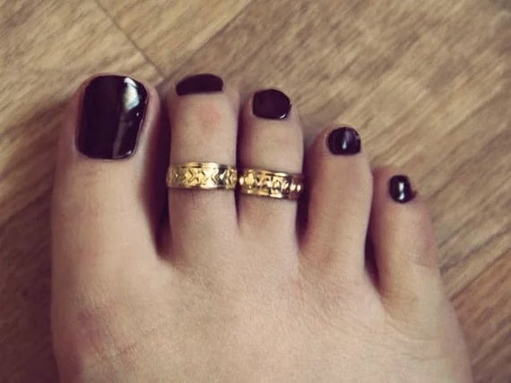 Gold Embellished Toe Rings